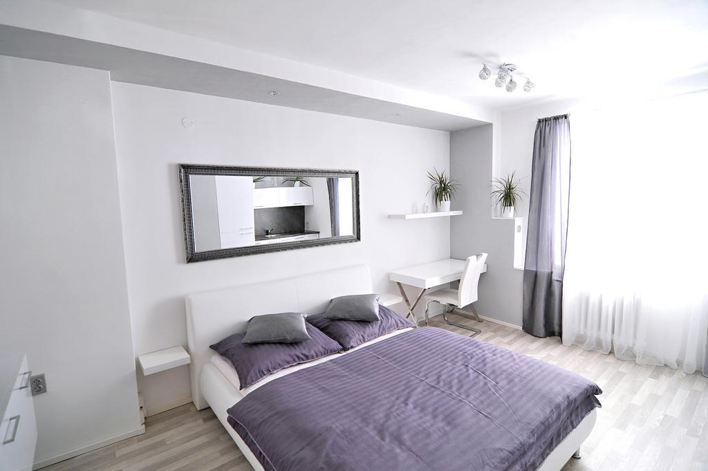 Avax Apartment 리베레츠 외부 사진